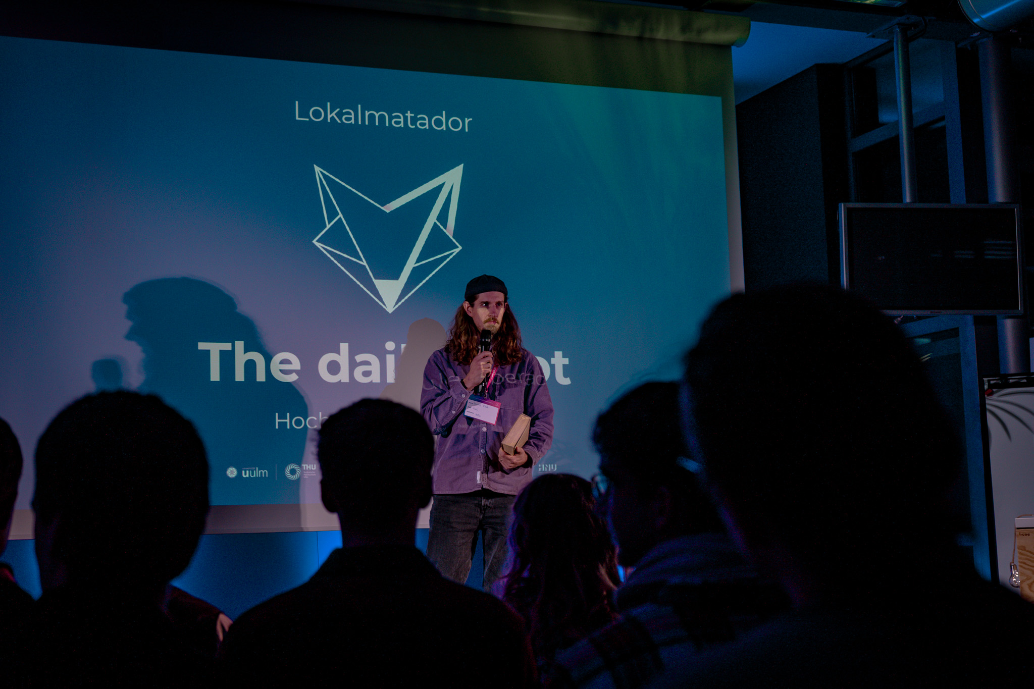 The Daily Hoot Pitch mit Dominik Ellek 