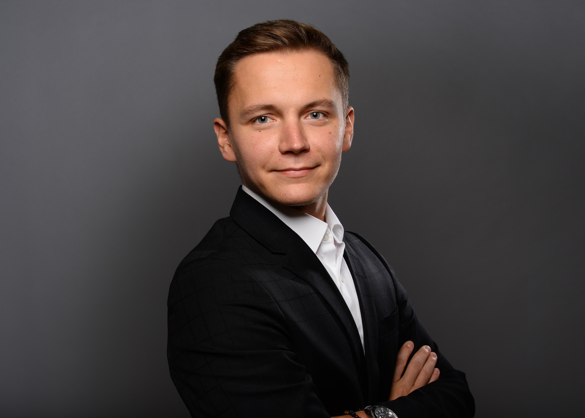 Mann im Anzug im Porträt