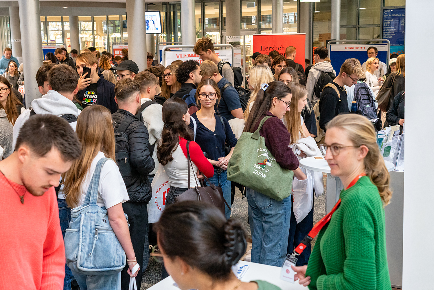 Meet & Greet Infostände Semesterstart