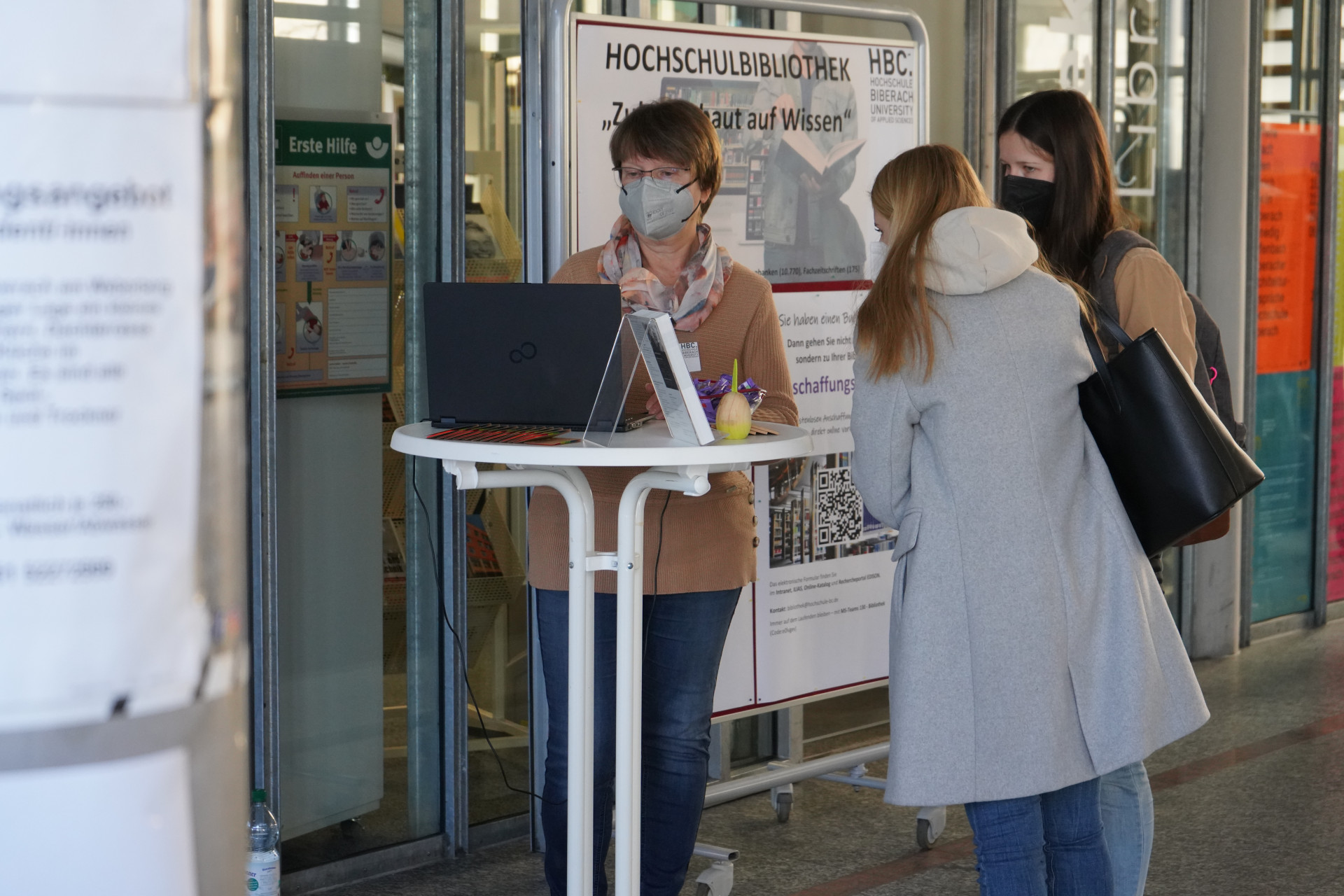 Bibliothek informiert beim Markt der Möglichkeiten
