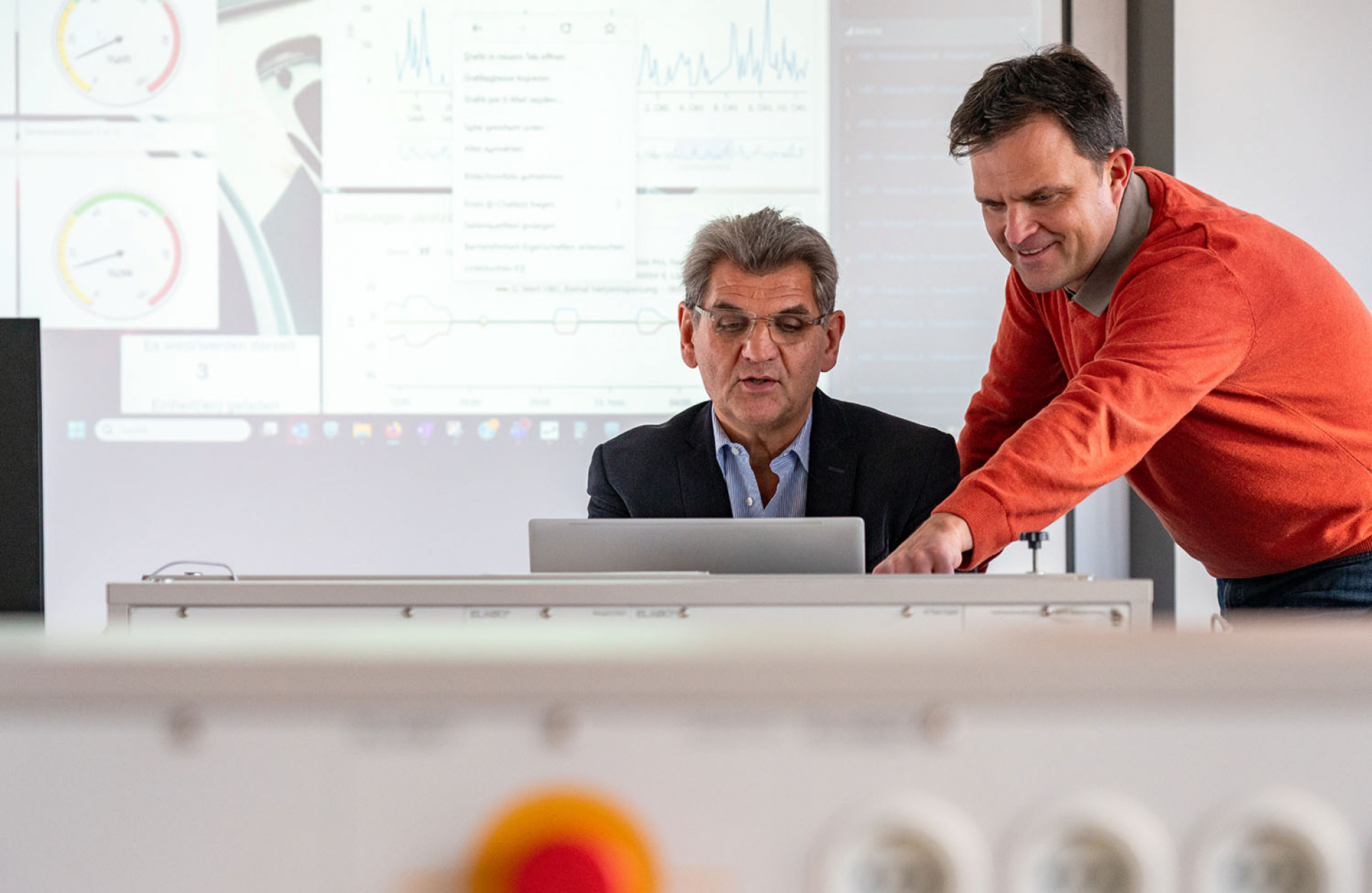 Prof. Becker Institut für Energie- und Gebäudesysteme