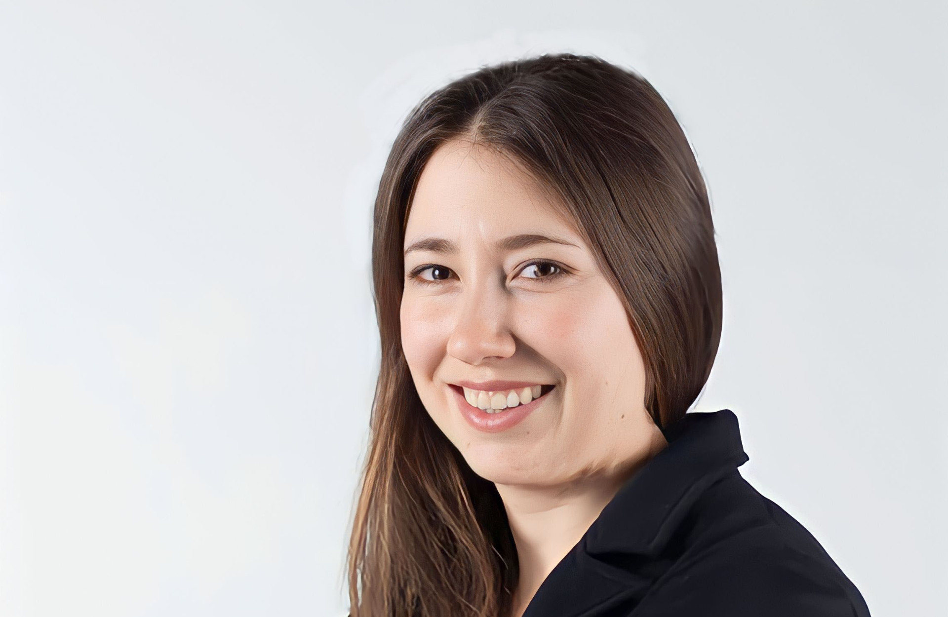 Meet your Lecturer Sarah Dreher