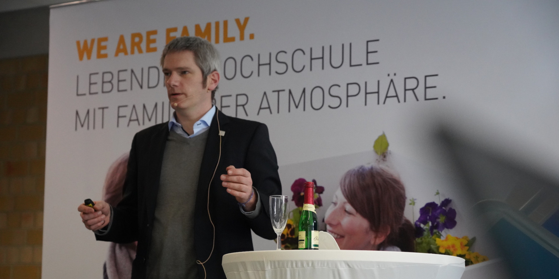 Virtuelle Akademische Feiern Januar 2021