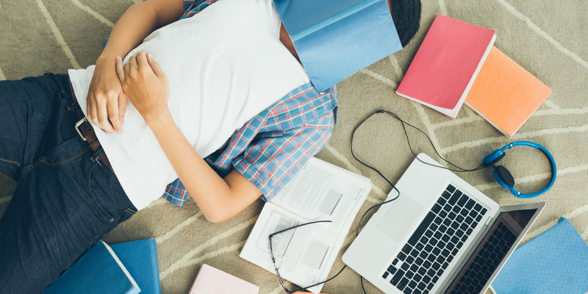 IBiT Studie Corona Shuttstock