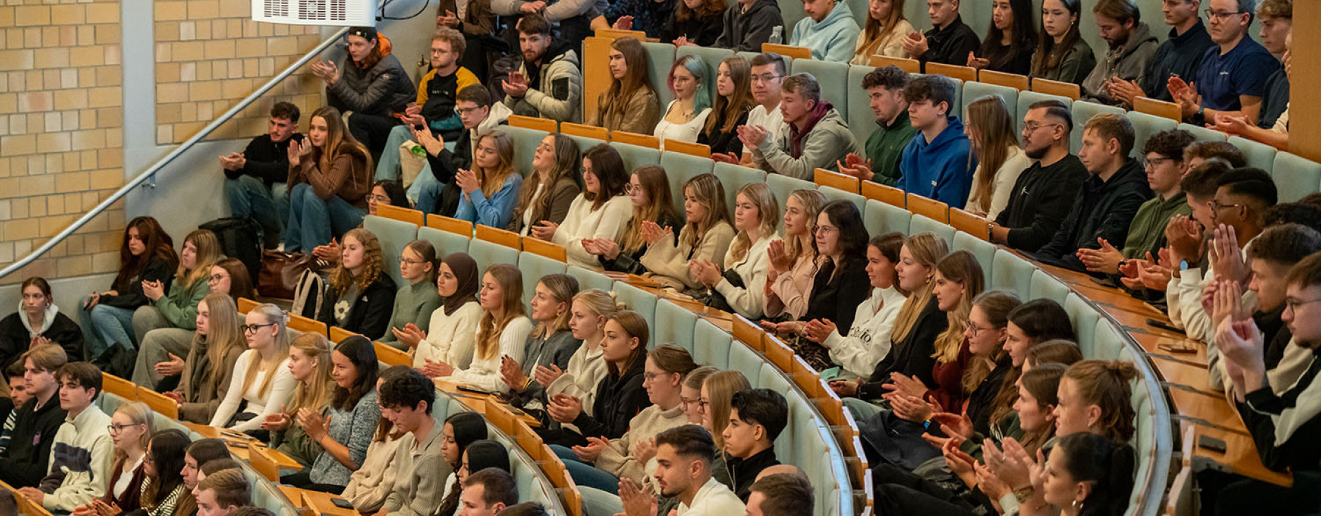 Begruessung im Audimax WS 2526