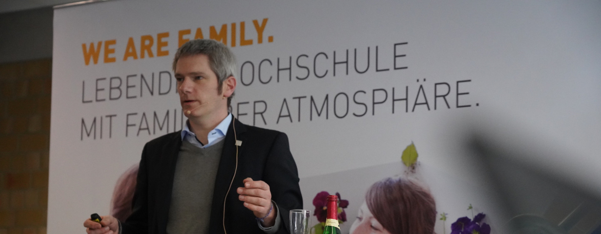 Virtuelle Akademische Feiern Januar 2021