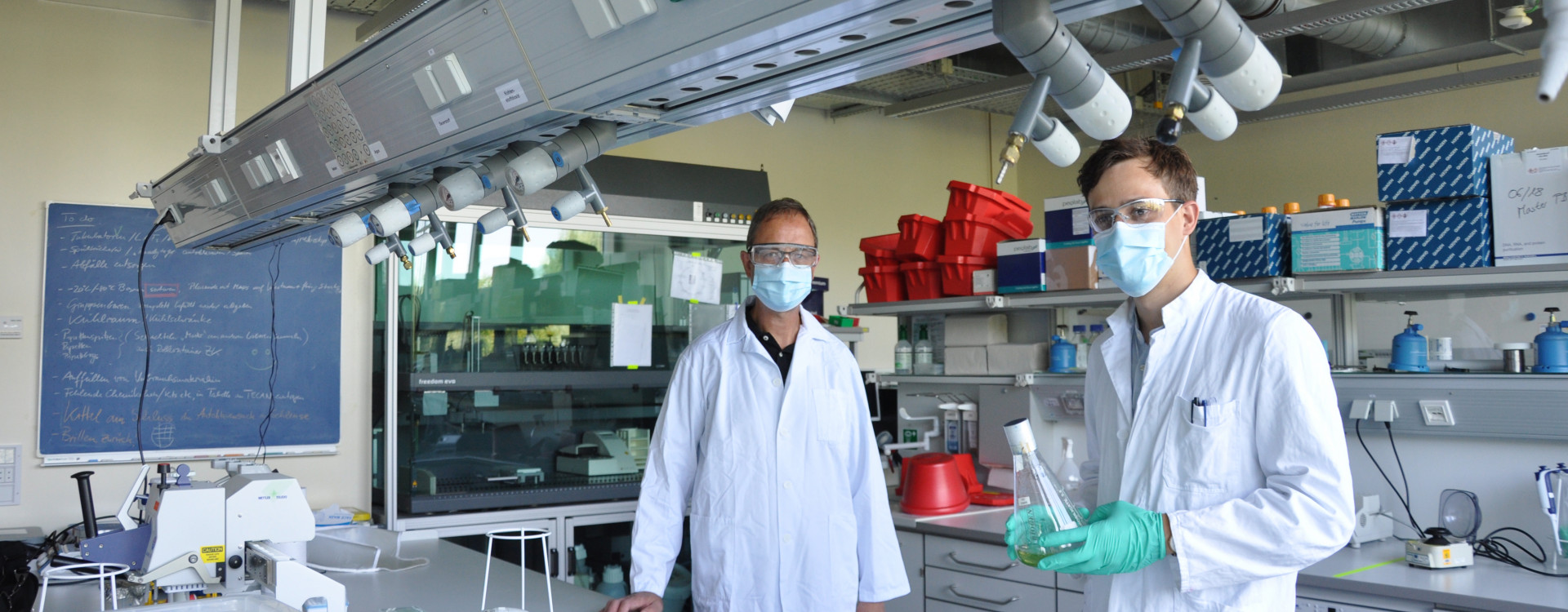 Labor Biotechnologie Mundschutz