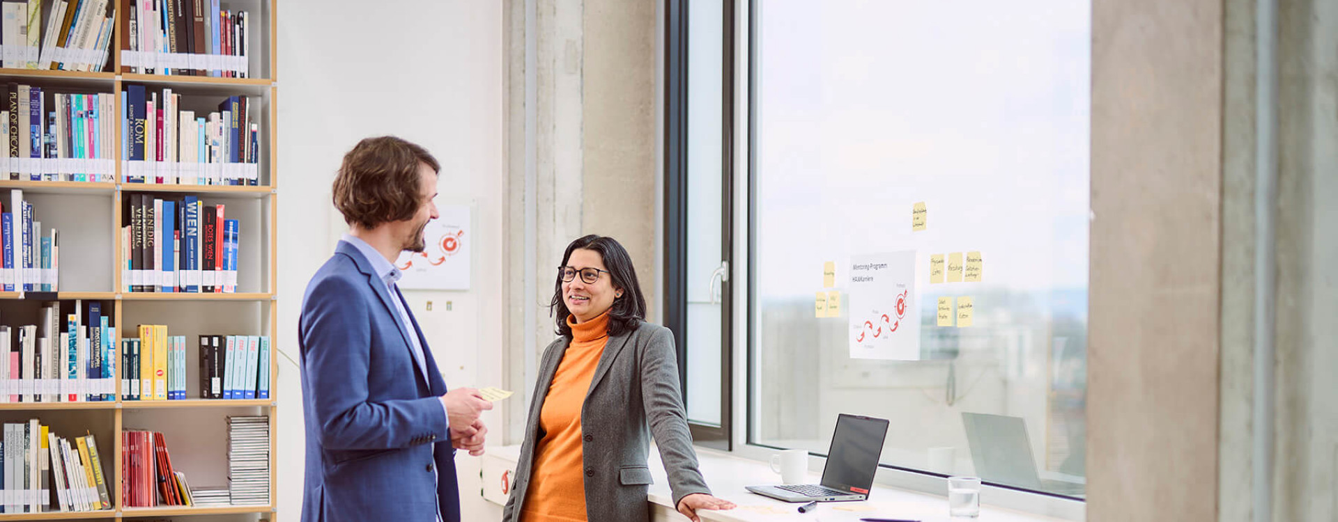 Mann und Frau im Dialog