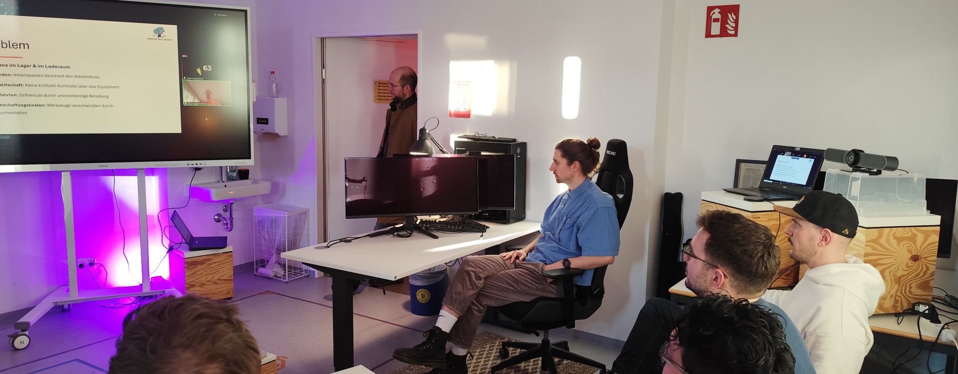 Public Viewing Asap BW