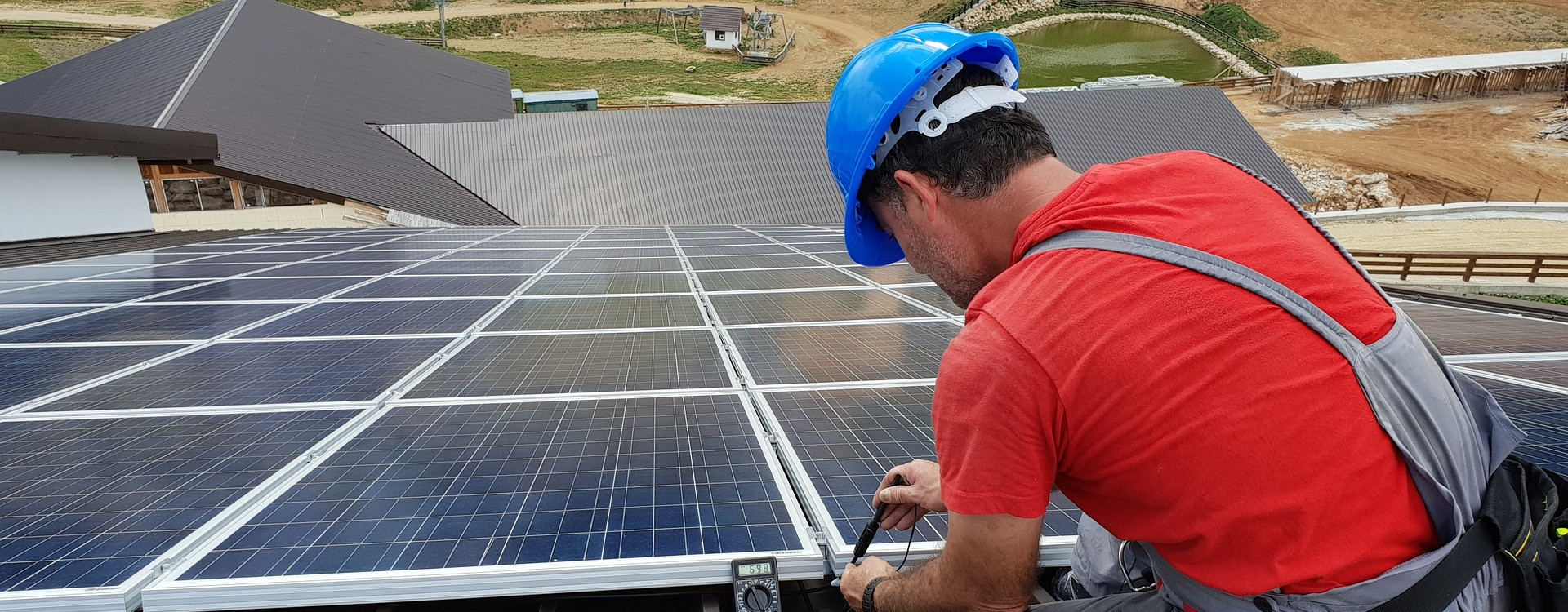 Photovoltaikanlage Techniker Pixabay