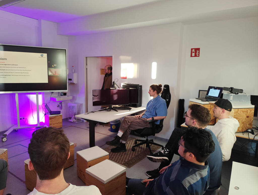 Public Viewing Asap BW