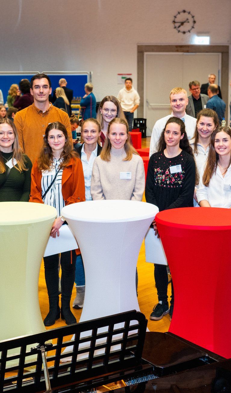 Gruppenfoto Studierende bei Akademischer Feier