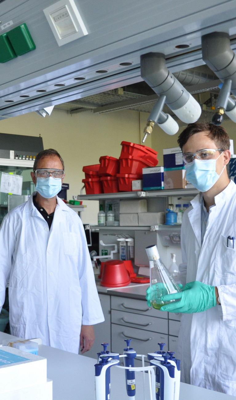 Labor Biotechnologie Mundschutz