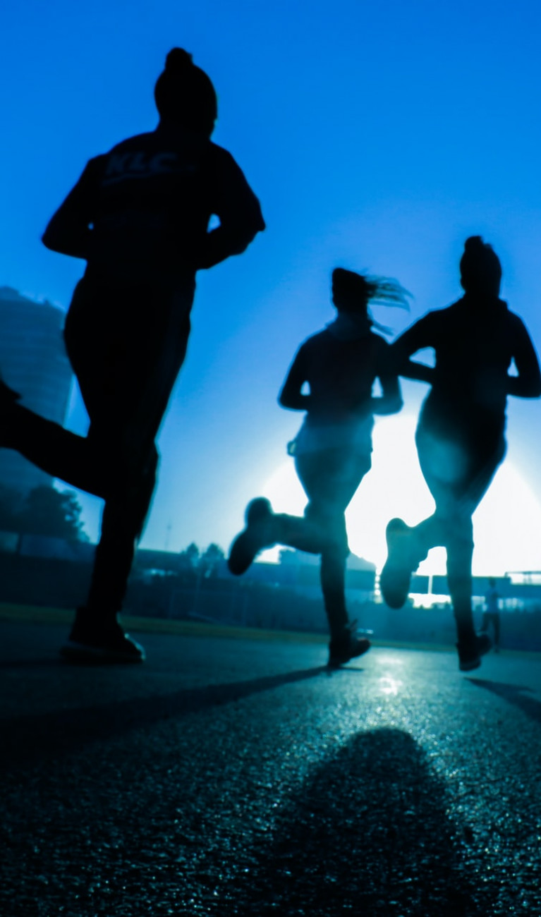 Laufen Fitsum Adumasu