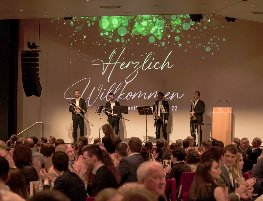 Absolvent*innenball 2022