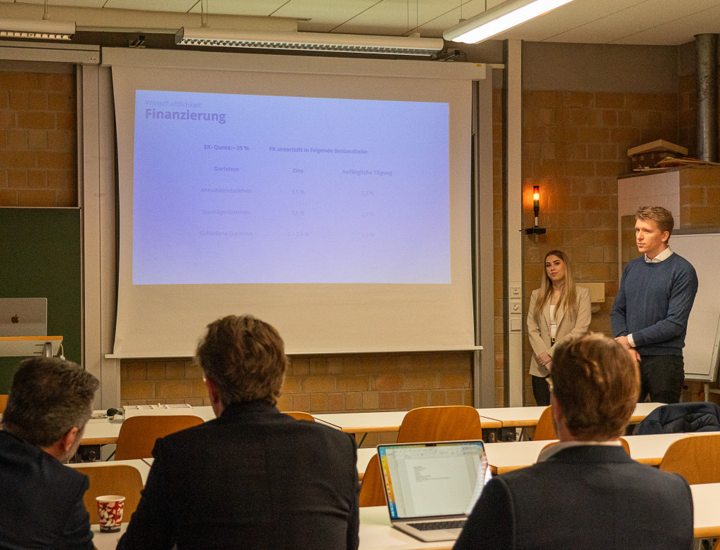 Studierende präsentieren