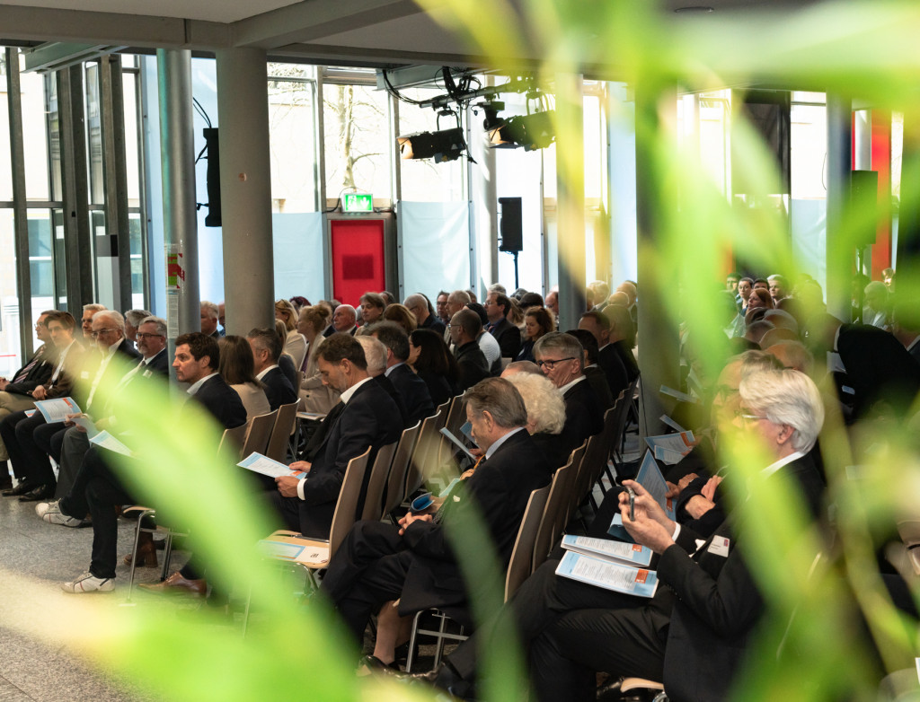 100 Jahre akademische Bildung