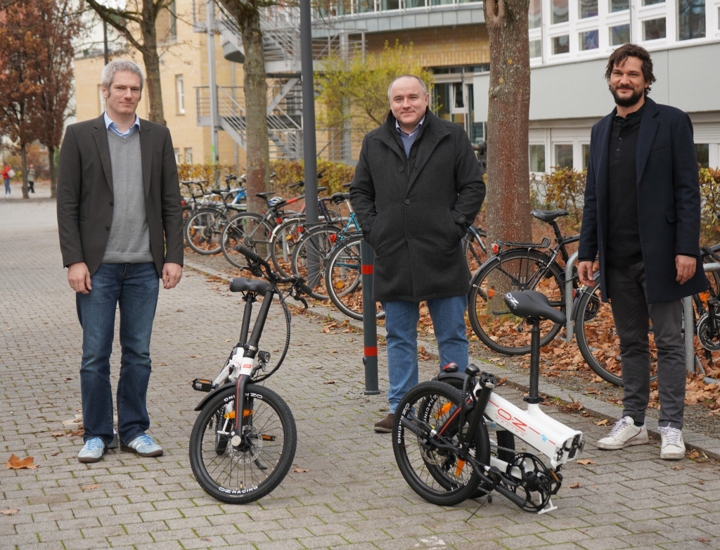 Übergabe Klapprad Campus Zukunft