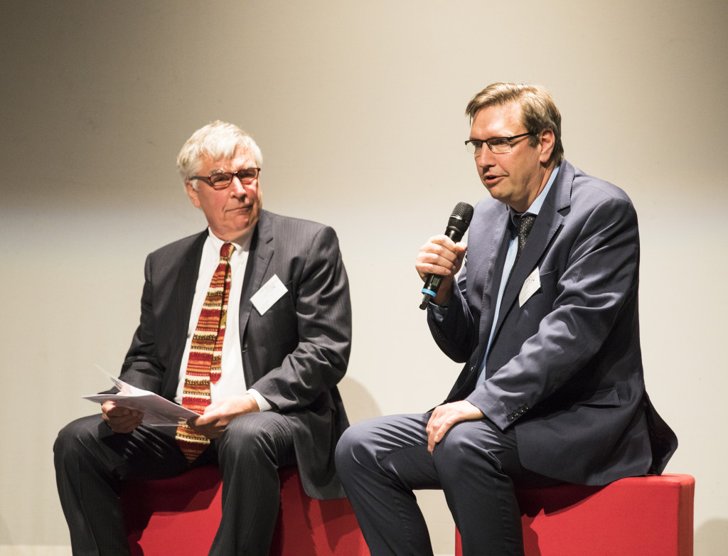 Hochschulrat Vorsitzender Gerd Leipold und Rektor André Bleicher 2017