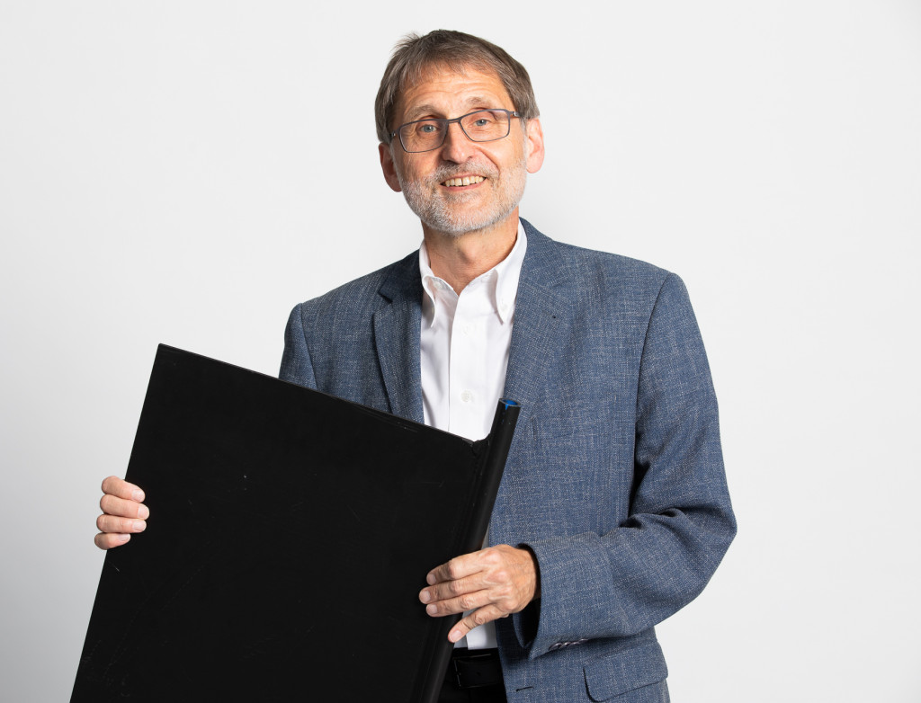 Prof. Roland Koenigsdorff