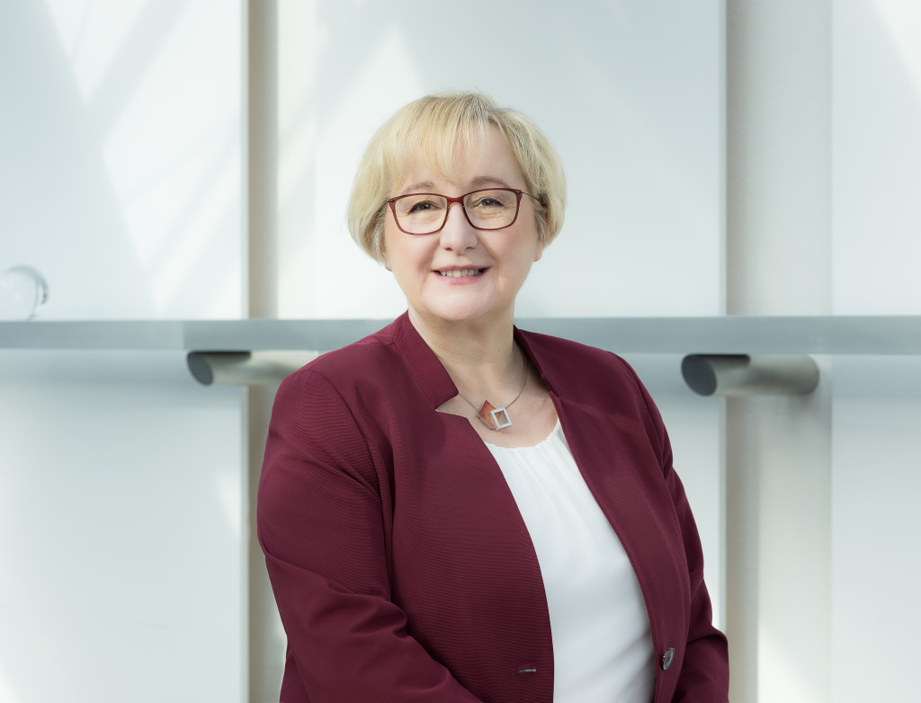 Portrait der Wissenschaftsministerin Theresia Bauer