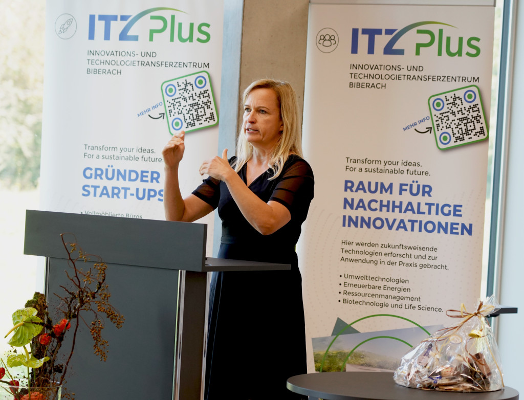 Prof. Heike Frühwirth am Rednerpult