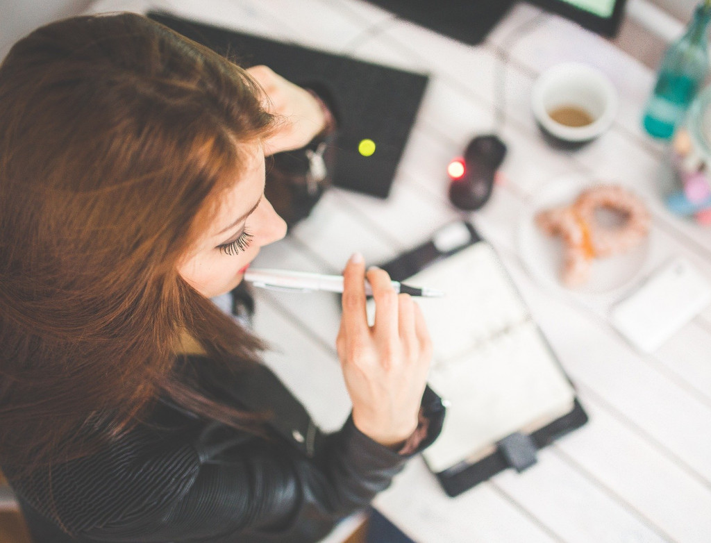 Online Infoveranstaltung Bachelor Wirtschaftsrecht